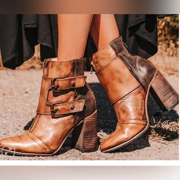 Free Bird “Joey” bronze pointy toe ankle boots Size 10 - Picture 1 of 9